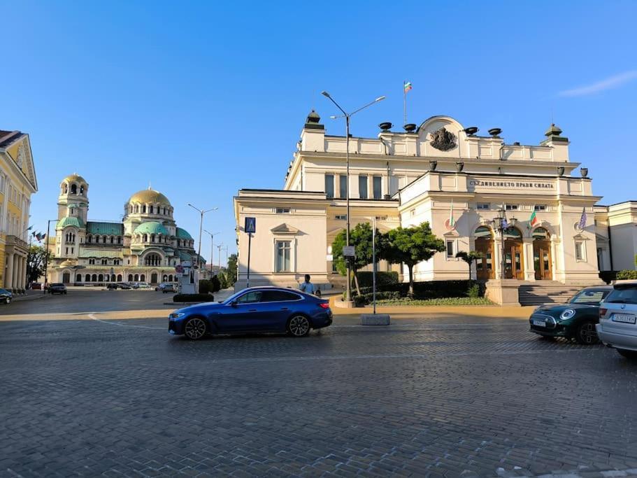 Modern Design 1 Bdrm, 4 Guests, Cente, Near Parliament, Self Check-in * Софія