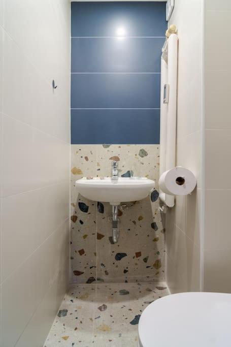 Modern Design 1 Bdrm, 4 Guests, Cente, Near Parliament, Self Check-in Апартаменти Софія