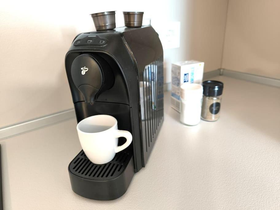Modern Design 1 Bdrm, 4 Guests, Cente, Near Parliament, Self Check-in Апартаменти